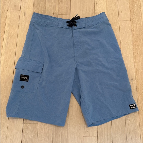 Billabong Light Blue Board Shorts Men’s Size 26 - Picture 2 of 7